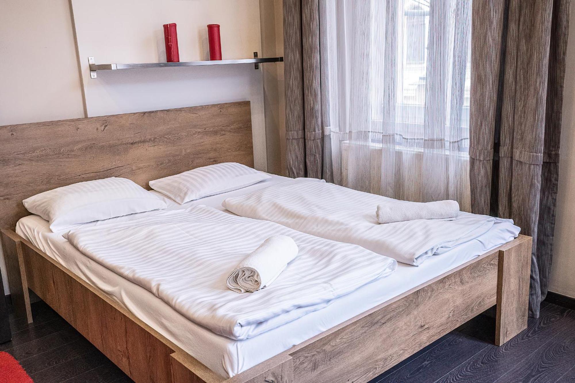 Kelemen Apartment Szeged Bagian luar foto